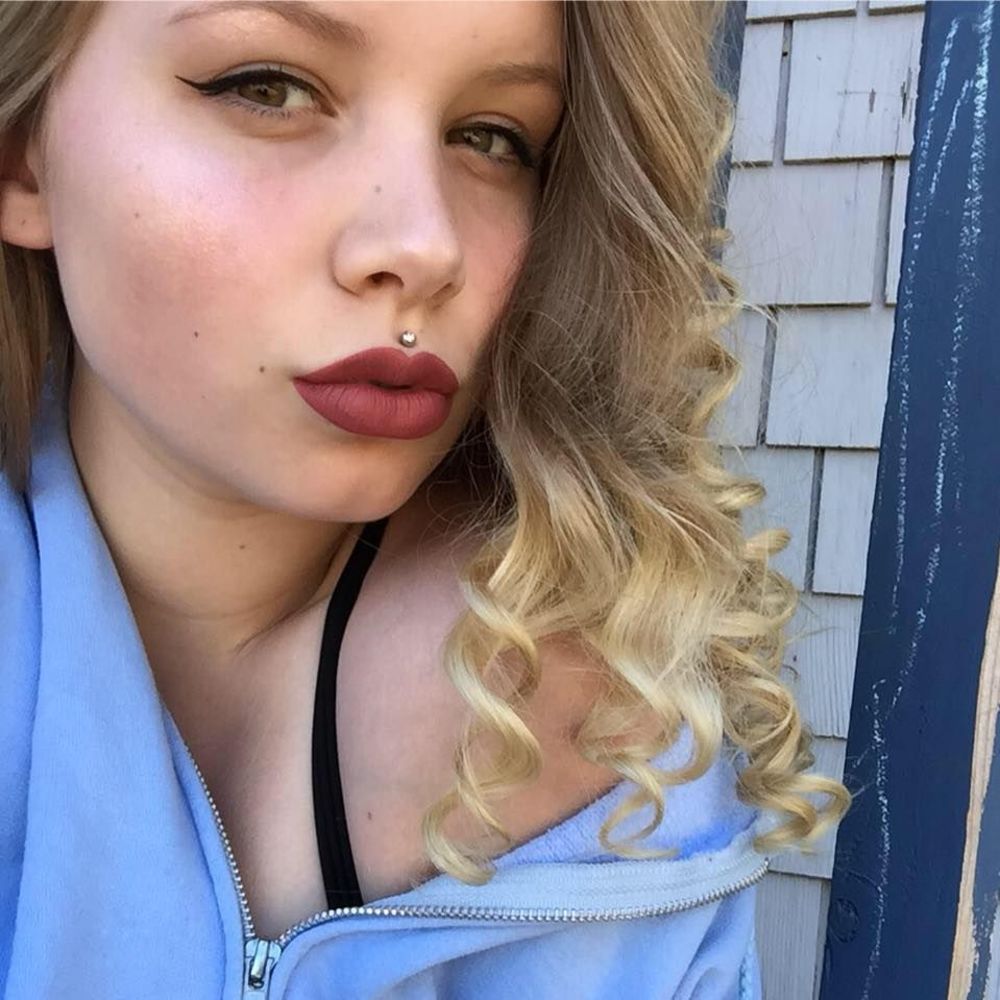 Meet your Posher, Hanna